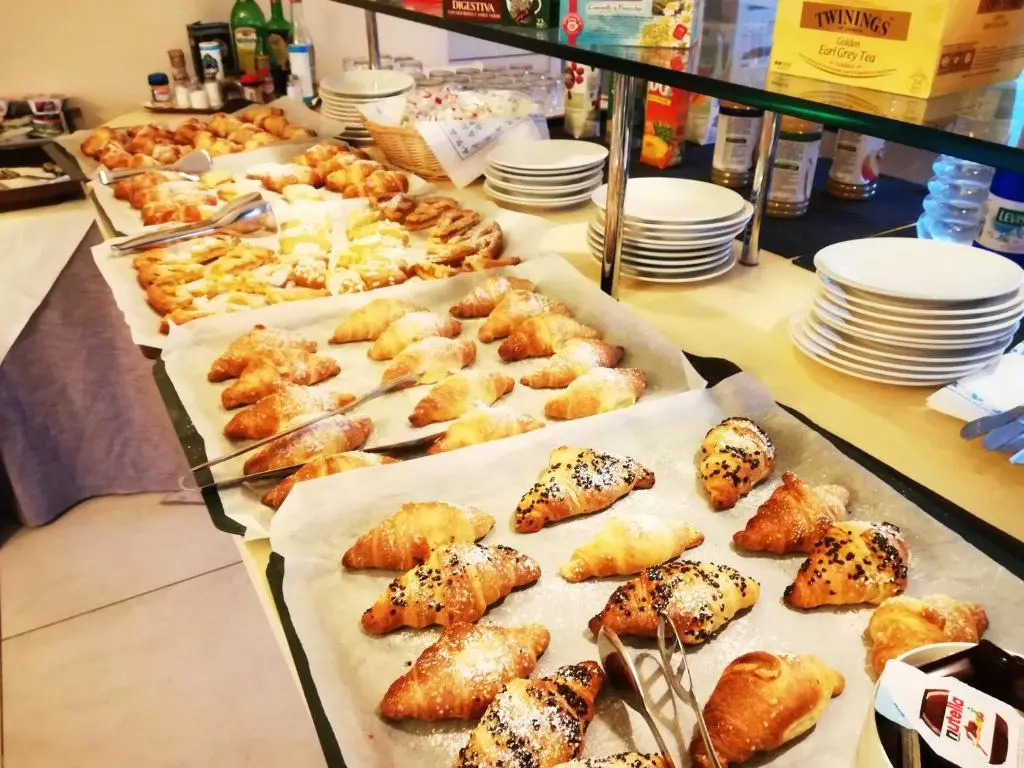 HOTEL HMR RHO Milano