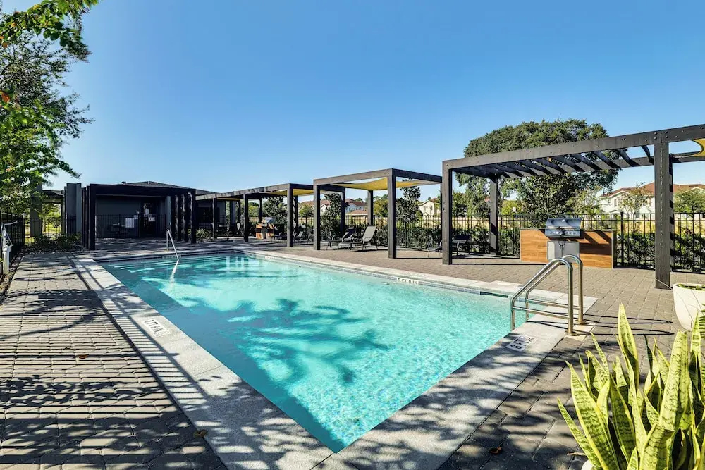 4 Mi to Disney! Pet-friendly Home w/ Pool Access