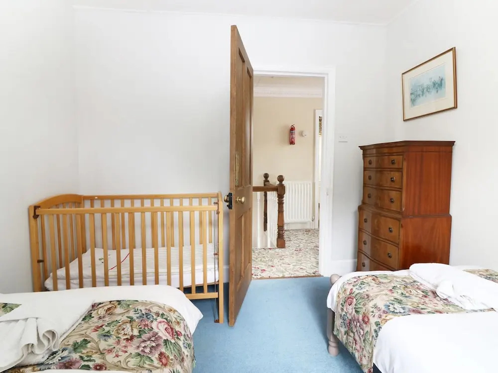 Cowslip House