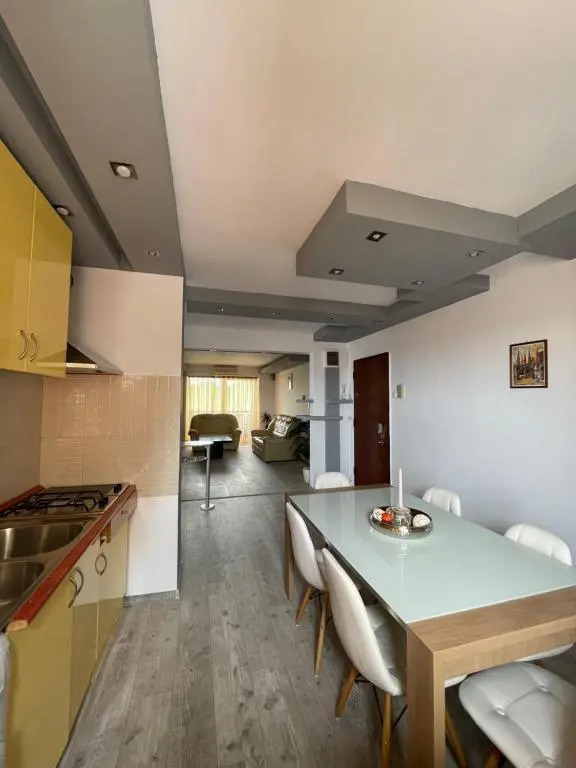 Lovely 3 bedrooms Apartament