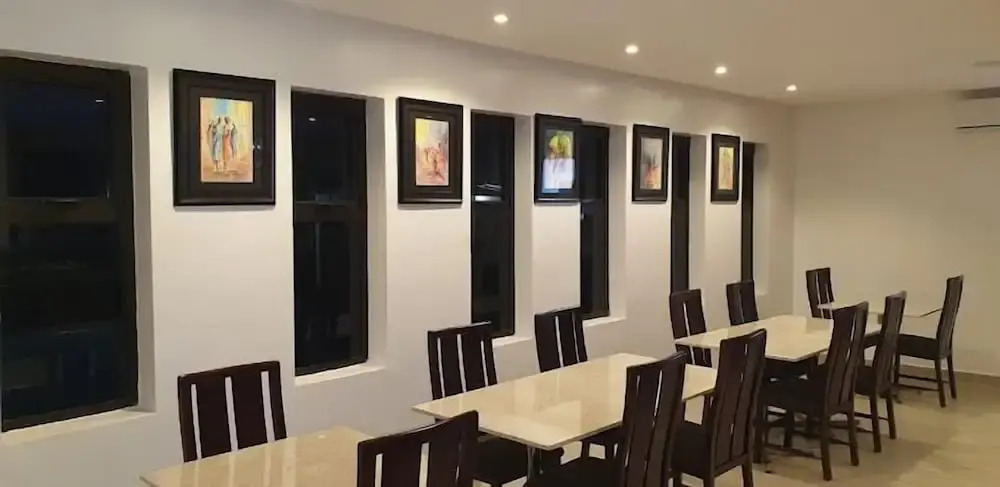 Ilanga Suites