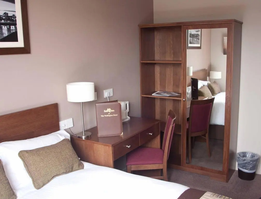 Wellington Hotel by Greene King Inns