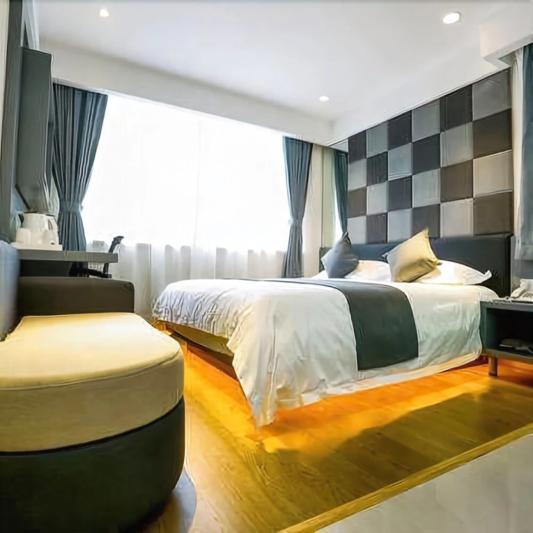 Zhotels Shanghai Meilongzhen Plaza West Nanjing Road Branch