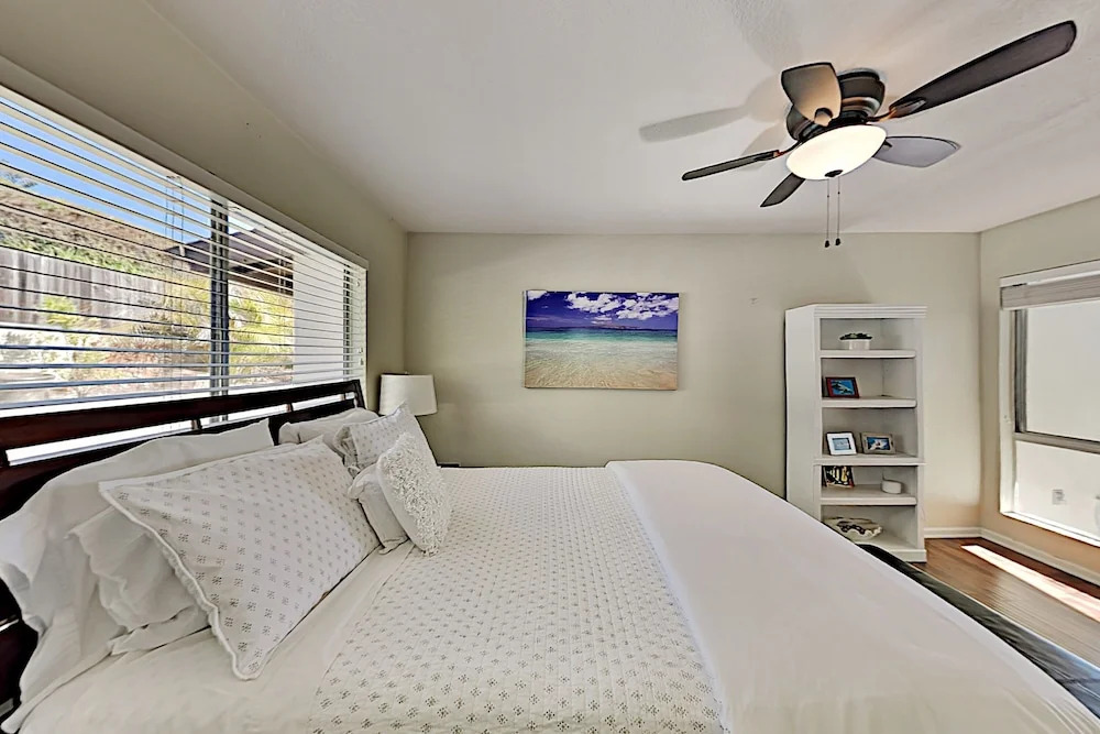 Ocean-view W/ Casita, Heated Pool & Hot Tub 5 Bedroom Home