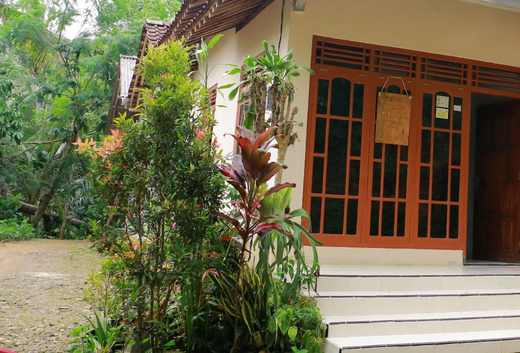 Iran Homestay