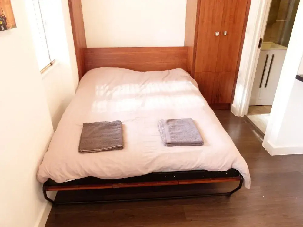 SS Property Hub - City of London Studio Apartment 7