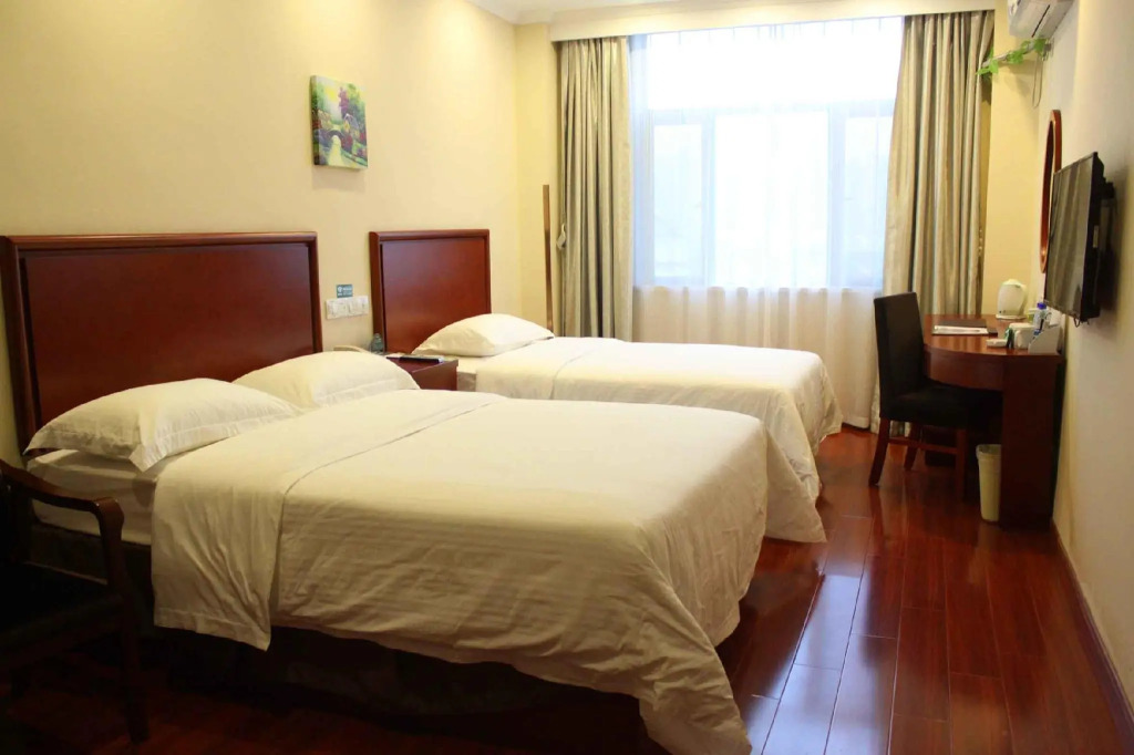 GreenTree Inn Anhui Yaohai District MingGuang Road Bus Station Express Hotel