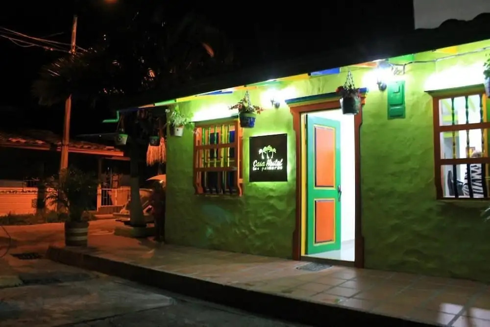 casa hostal las palmeras