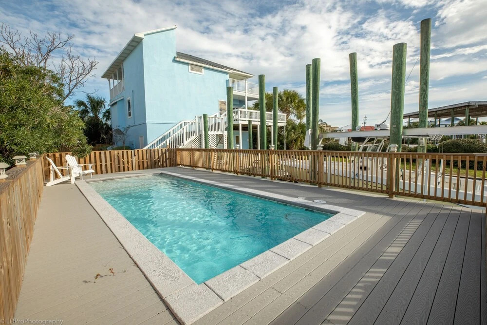Captain Jax 5 Bedrooms 3 Bathrooms Home
