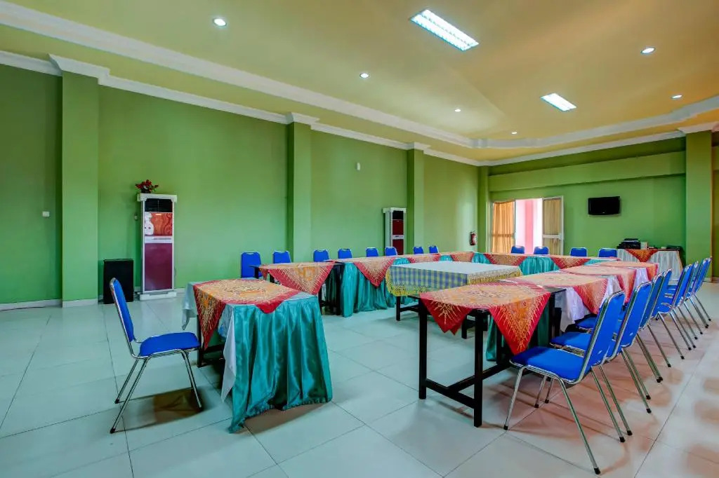 CAPITAL O 3933 Hotel Grand Anugrah