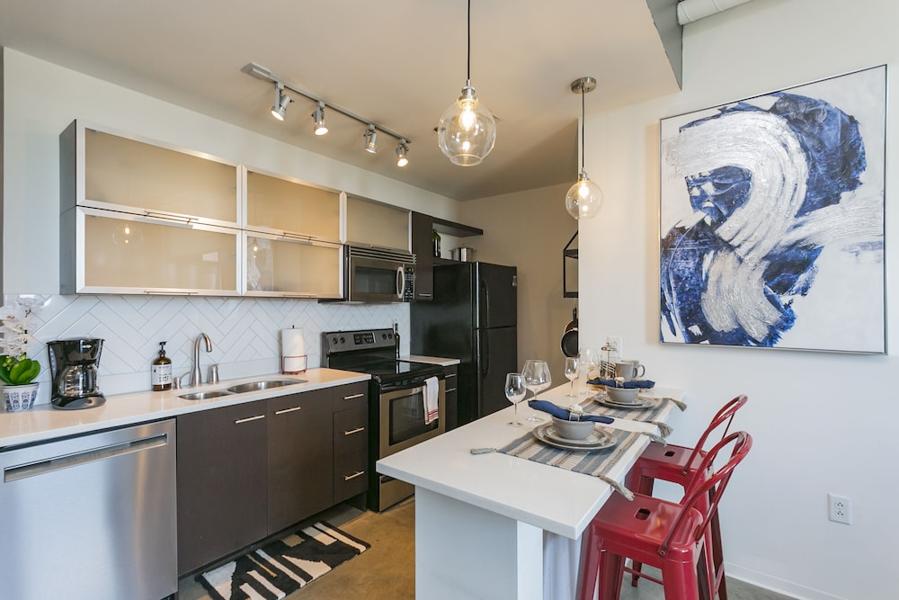 Mid Century Modern Downtown Condo | 30+ Night Min