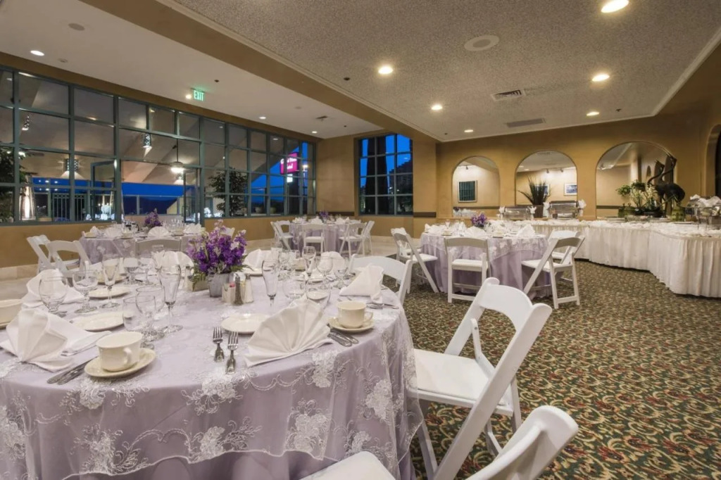 Grand Vista Hotel