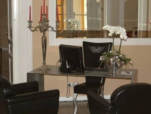 Rex Clinic Hotel