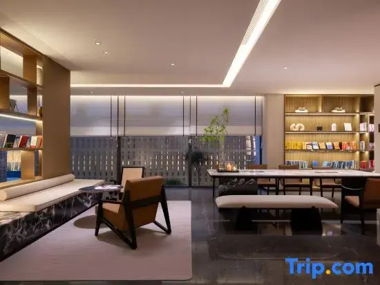 Weifang Qingzhou Ancient City Tuoshan Middle Road Atour Hotel