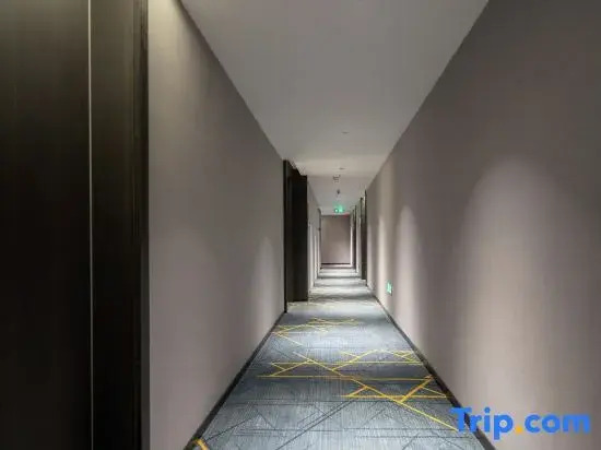 Yiduo Yunpin Hotel (Sanya High-Speed Railway Station)