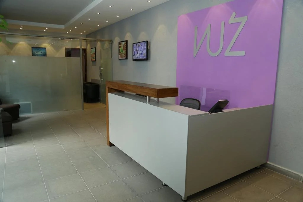 VU'Z Hotel Apt