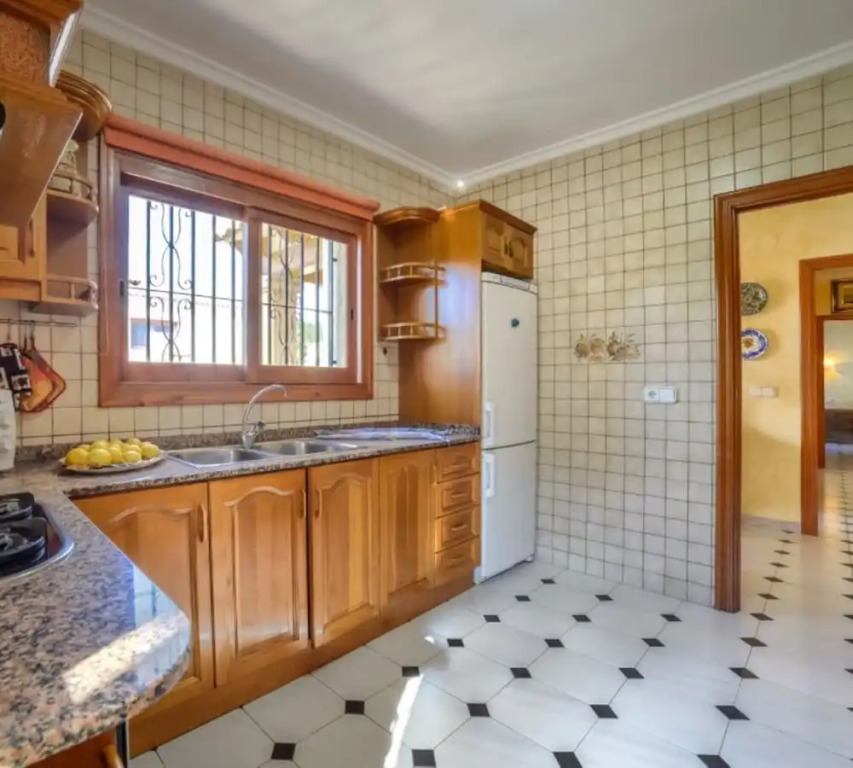 Villa - 3 Bedrooms with Pool - 106410