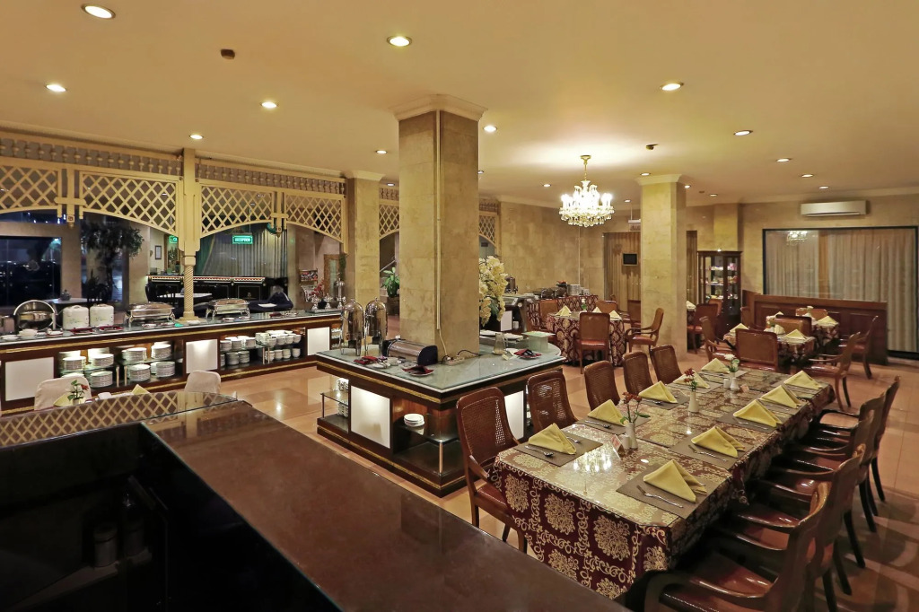 Hotel Indah Palace Solo