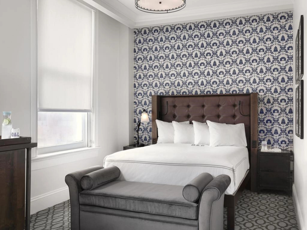 Q&C Hotel and Bar New Orleans, Autograph Collection