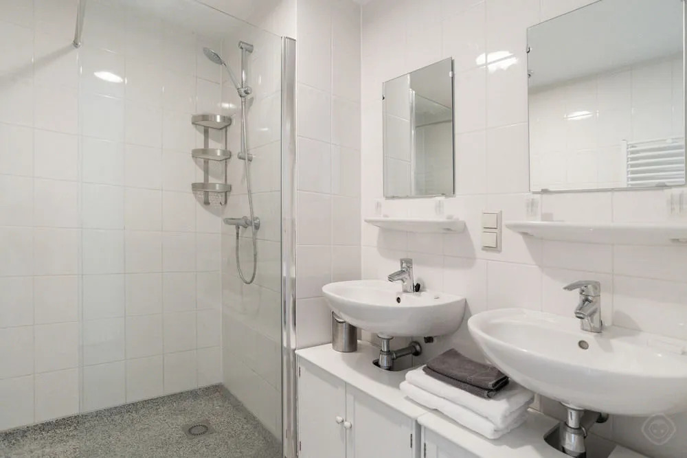 Oud-West Area Apartments