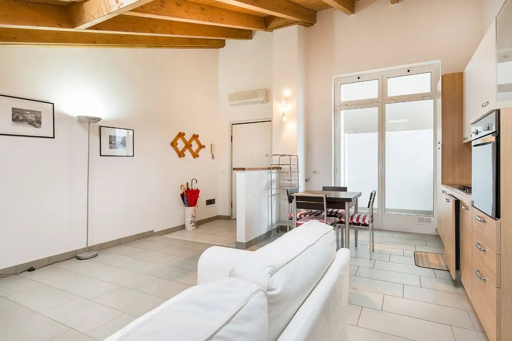 Impero House Rent - Maurizio