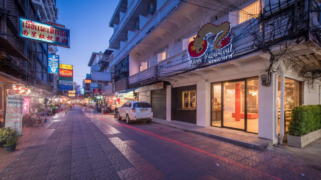 Norn Yaowarat Hotel