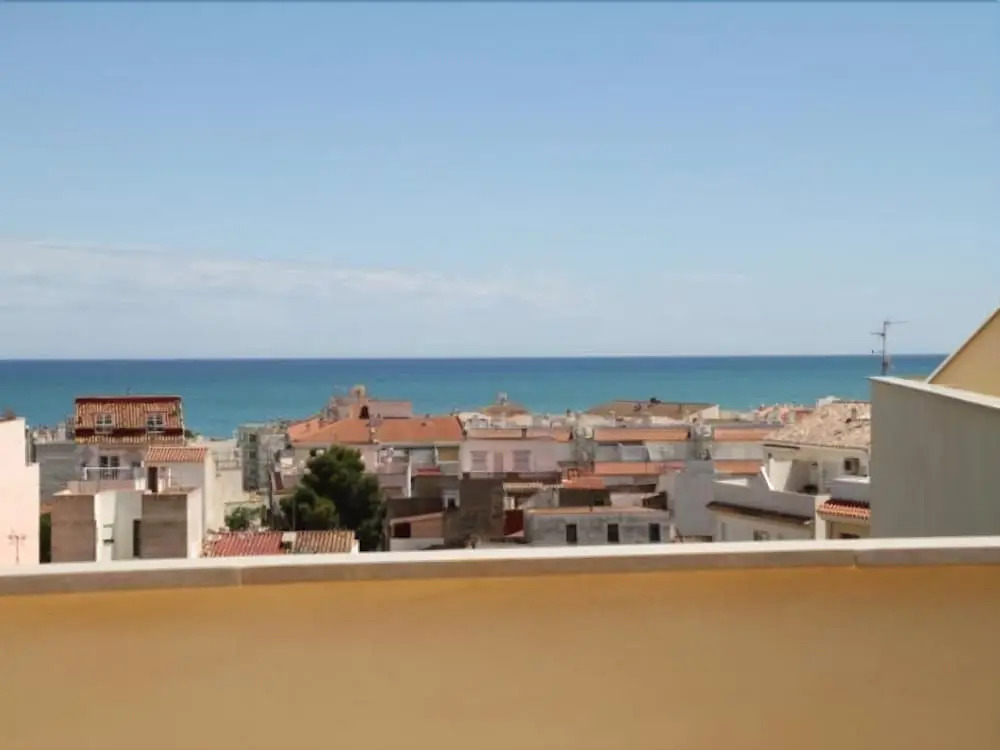 Apartamentos Marineu Amanecer