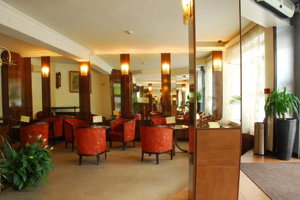 Noviz Hotel