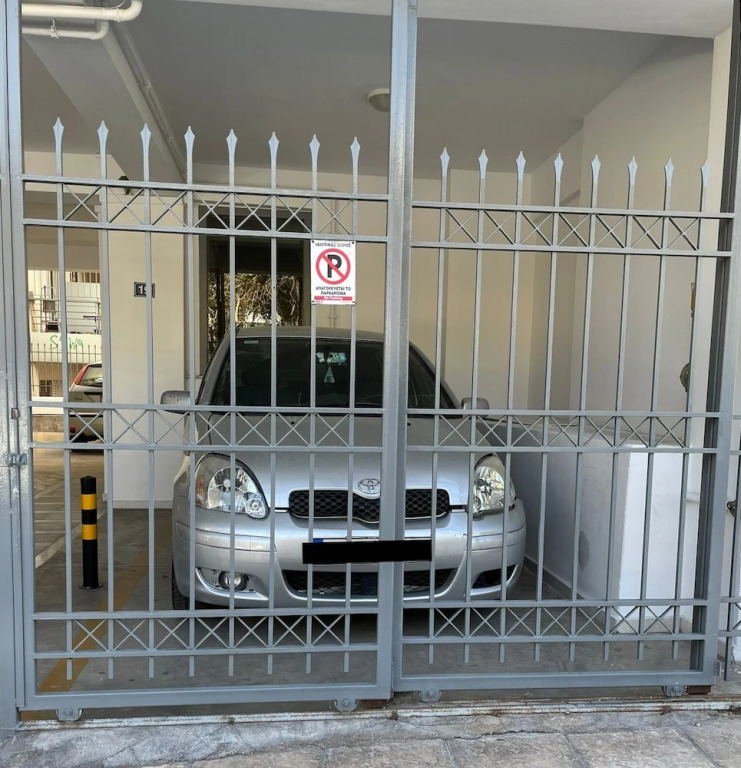 Ageliki's Athens Centre 2BDRM & Parking