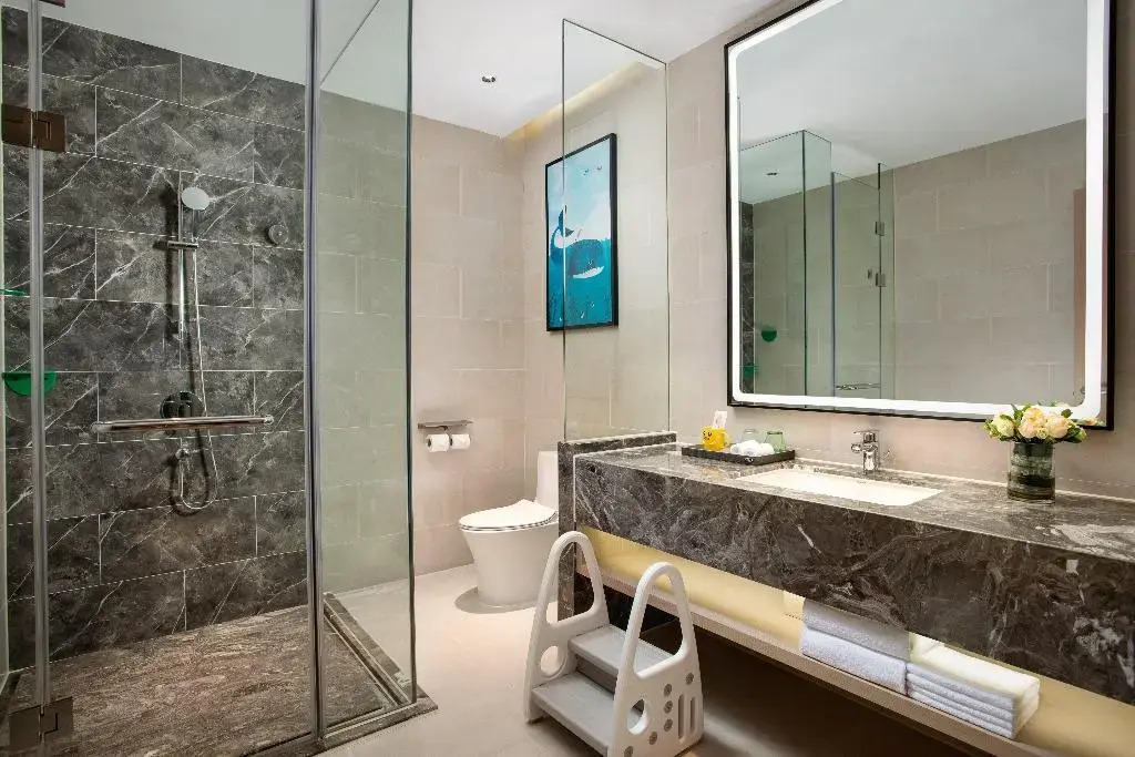 Holiday Inn Shanghai Dishui Lake by IHG