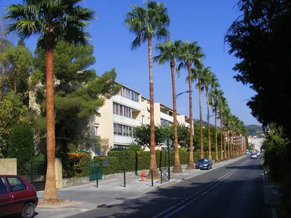 Studio in Hyères, With Wonderful City View and Wifi - 4 km From the Be