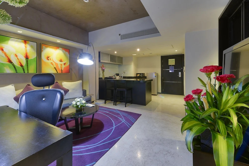 Davanam Sarovar Portico Suites