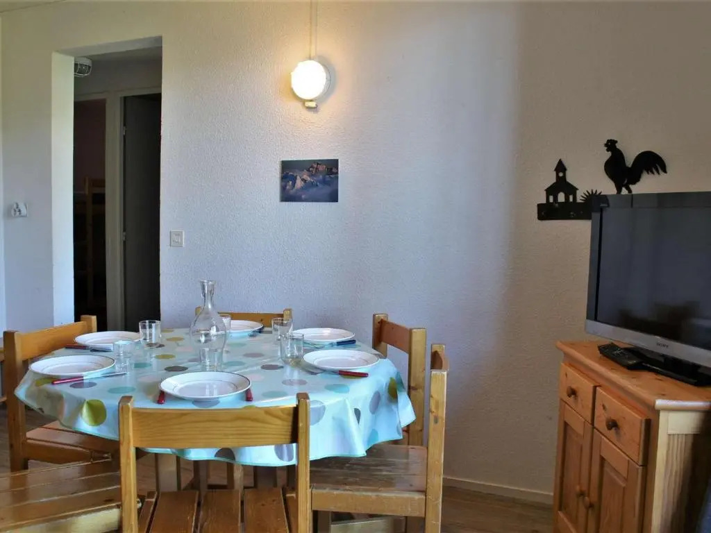 Appartement Risoul, 3 pièces, 6 personnes - FR-1-330-241