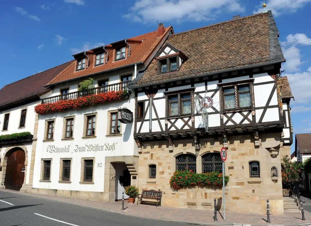 Weinkastell Zum Weissen Ross