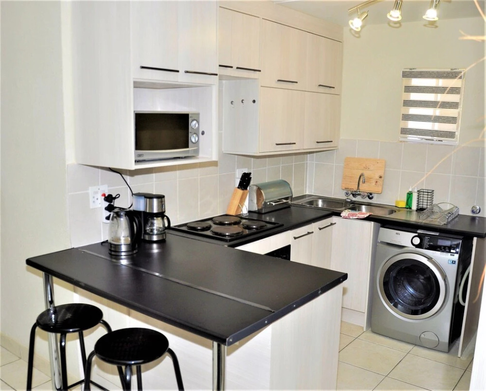 Midrand Bachelor Apartment