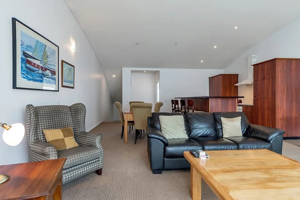 QV Right on the Water Apartment - 338
