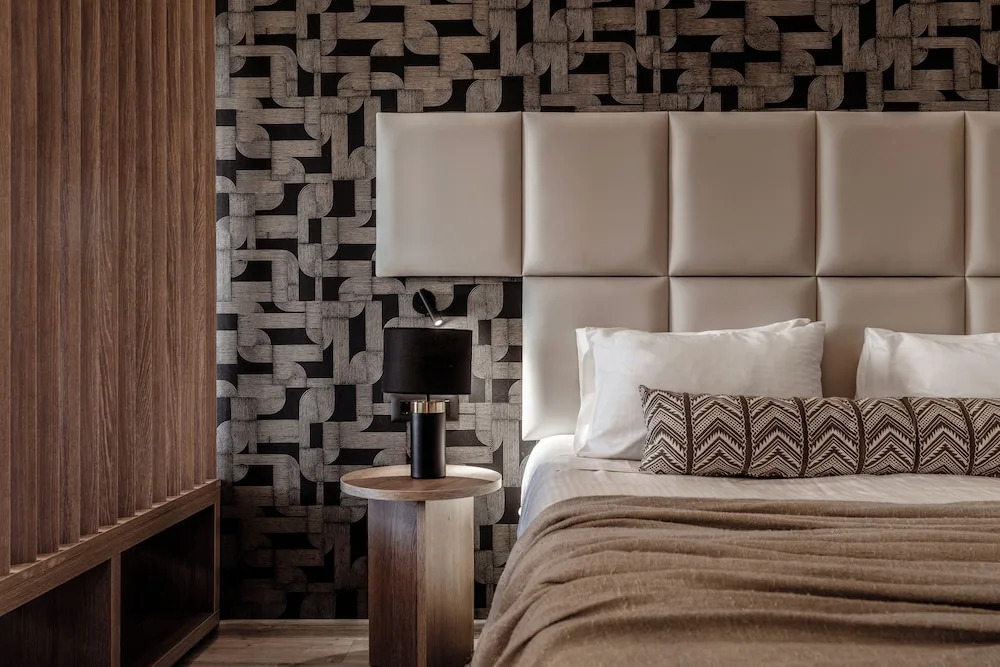 Elegance Luxury Executive Suites