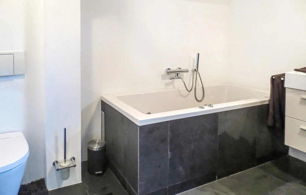 Nice Home in Bergen With 2 Bedrooms and Wifi