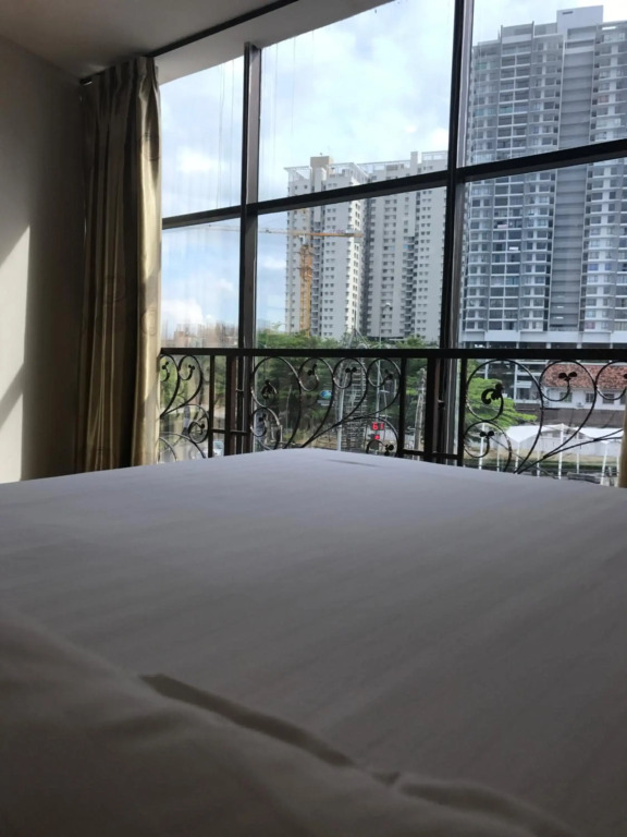 SE Hotel 2