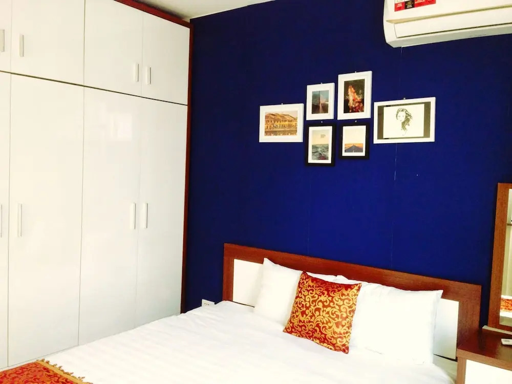 Moonlight Halong Homestay