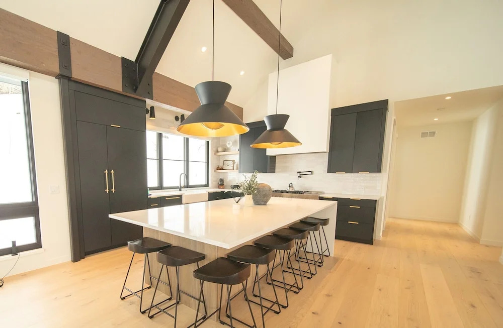 Wolf Rock Home 82