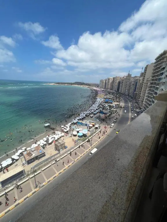 شقق بانوراما شاطئ الأسكندرية كود 11