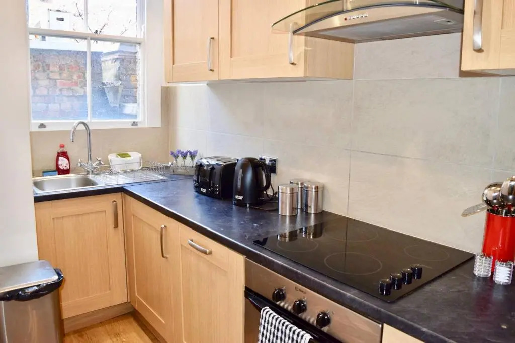 Gorgeous Studio in Trendy London Location (DH7)