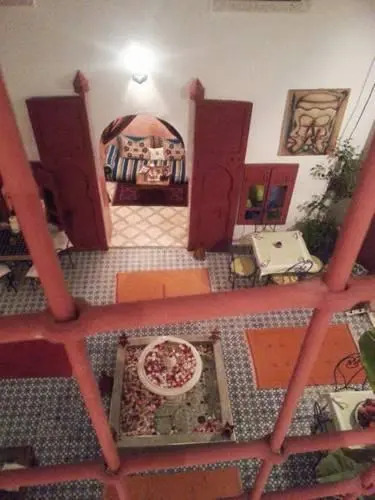 Riad Lala Latifa