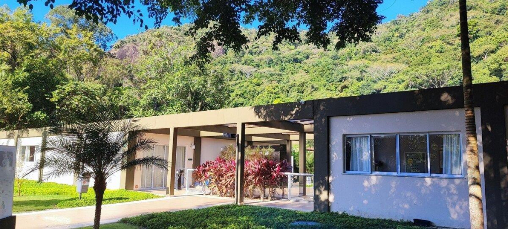 Apt 402 · Apt 2 qts,1,3 km do Rio Centro, Junesse , conf., s