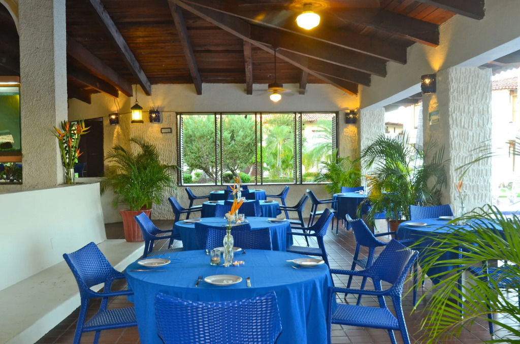 Cabo Blanco Hotel and Marina