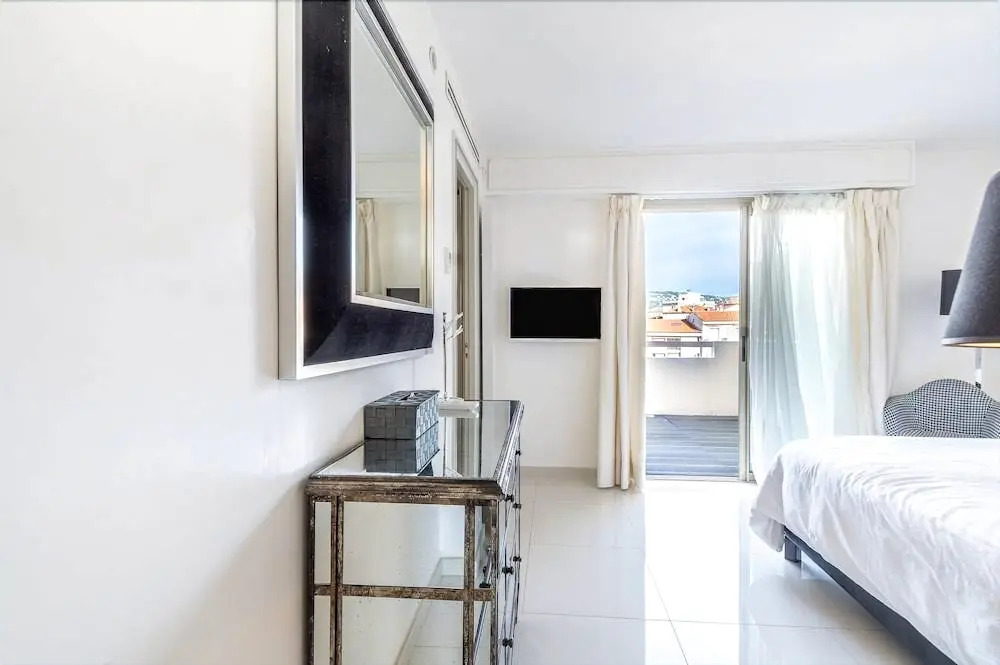 Luxury Penthouse Mistral