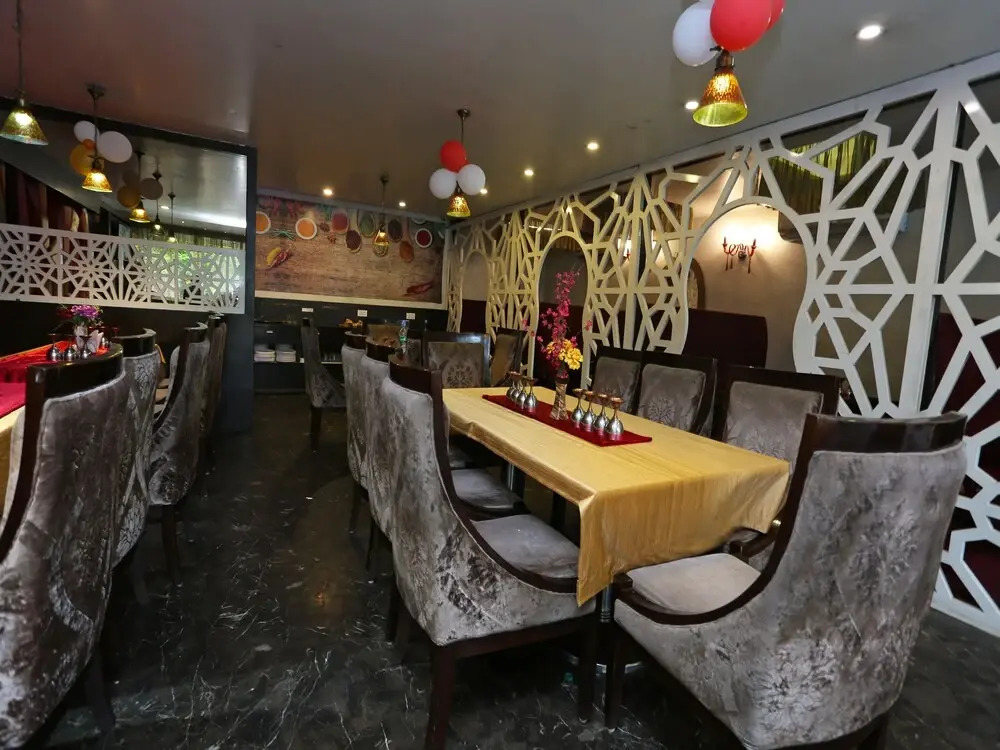 Capital O 5895 M K Vivanta