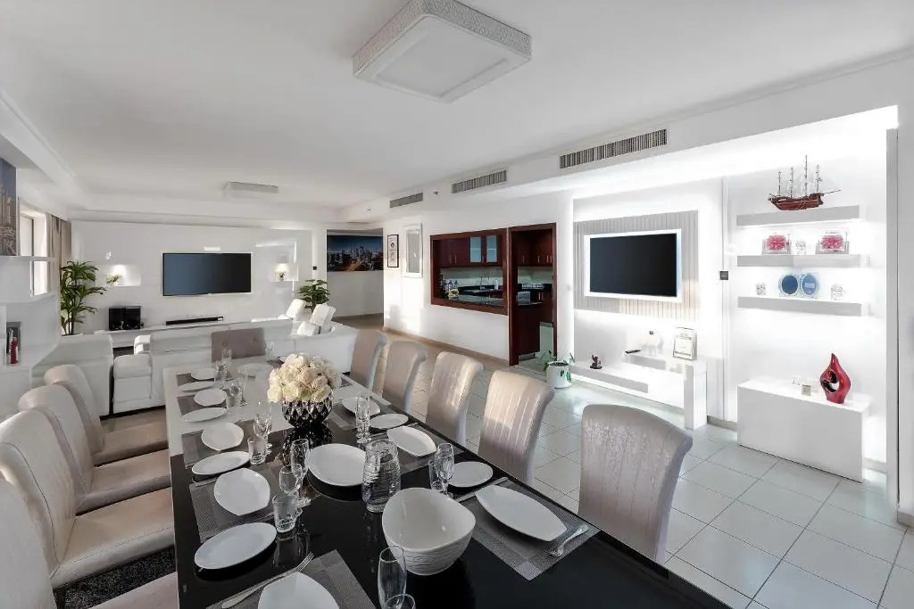 Dubai JBR Amaz Penthouse front sea 5 plus 1 Bdr private Climatized pool