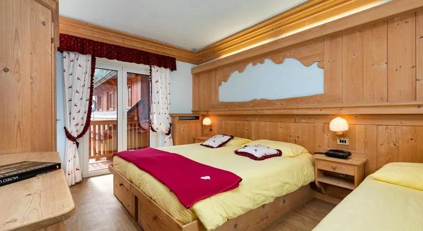 Hotel Aurora